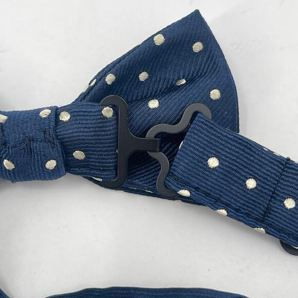 J.CREW CREWCUTS Bowtie Boys Toddler Navy Polka Dot One Size NWT Event Formal - Picture 4 of 9